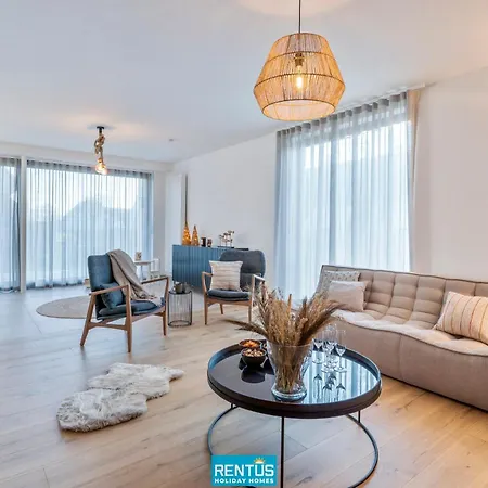 Sailing-large Luxury House In Quiet Location Nieuwpoort
